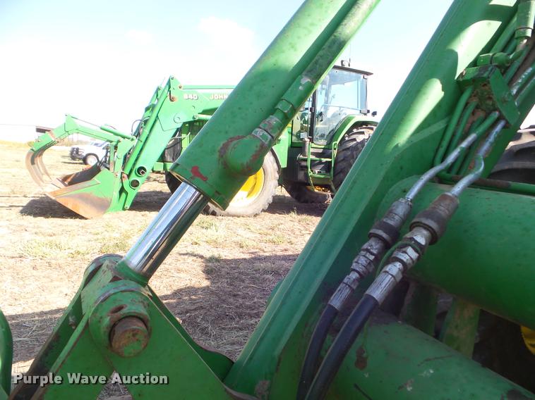 image for item DA4624 1998 John Deere 8100 MFWD tractor