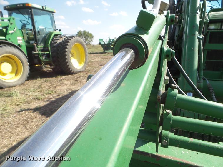 image for item DA4624 1998 John Deere 8100 MFWD tractor