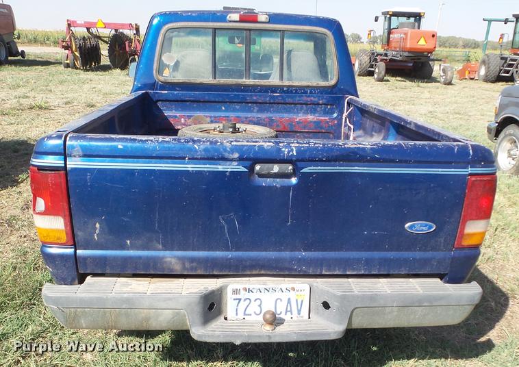image for item DA4629 1993 Ford Ranger XLT pickup truck