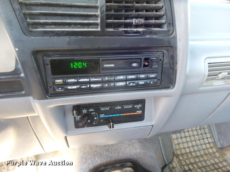 image for item DA4629 1993 Ford Ranger XLT pickup truck