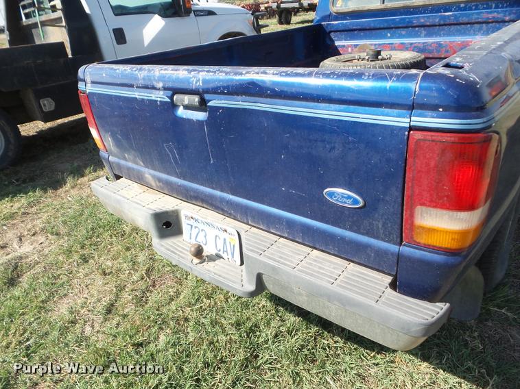 image for item DA4629 1993 Ford Ranger XLT pickup truck