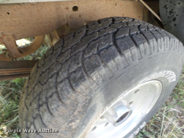 image for item DA4630 1995 Ford F150 XLT pickup truck