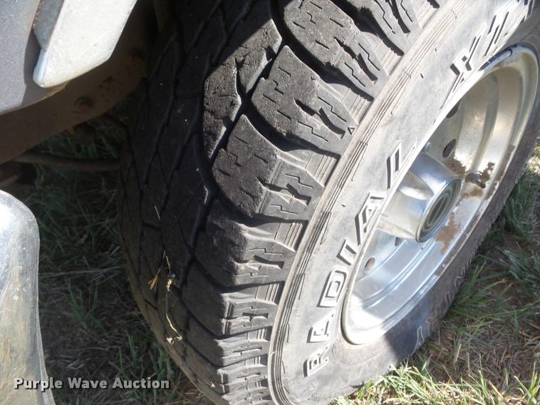 image for item DA4630 1995 Ford F150 XLT pickup truck