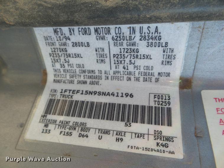 image for item DA4630 1995 Ford F150 XLT pickup truck