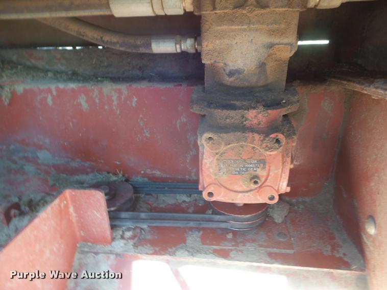 image for item DA4632 2007 Massey-Ferguson 9635 self-propelled windrower