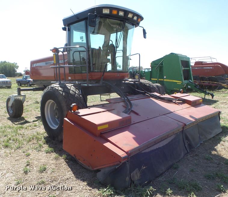 image for item DA4633 2007 Massey-Ferguson 9635 self-propelled windrower