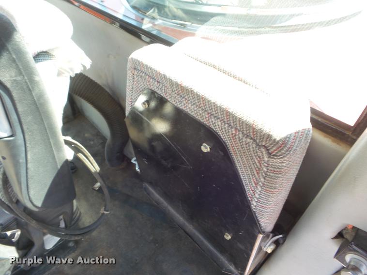 image for item DA4633 2007 Massey-Ferguson 9635 self-propelled windrower