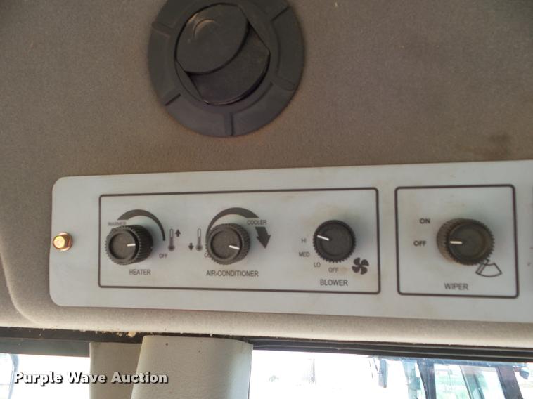 image for item DA4633 2007 Massey-Ferguson 9635 self-propelled windrower