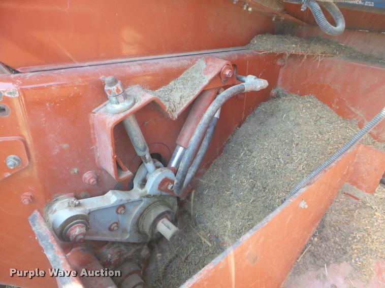 image for item DA4633 2007 Massey-Ferguson 9635 self-propelled windrower