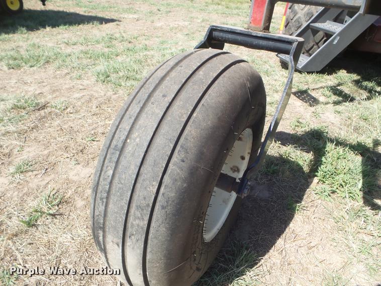 image for item DA4633 2007 Massey-Ferguson 9635 self-propelled windrower