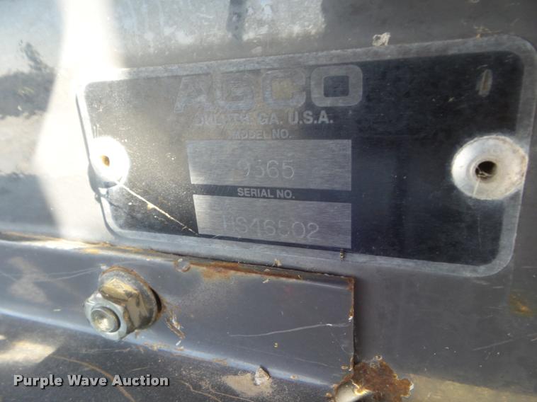 image for item DA4633 2007 Massey-Ferguson 9635 self-propelled windrower