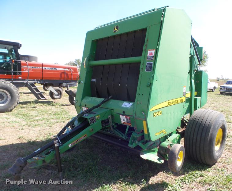 image for item DA4634 2007 John Deere 568 Mega Wide Plus round baler