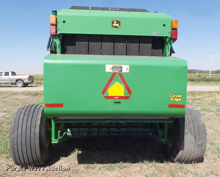image for item DA4634 2007 John Deere 568 Mega Wide Plus round baler