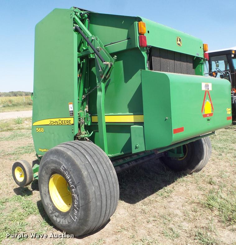 image for item DA4634 2007 John Deere 568 Mega Wide Plus round baler