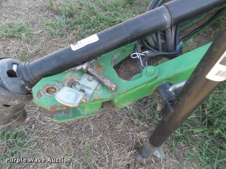 image for item DA4634 2007 John Deere 568 Mega Wide Plus round baler