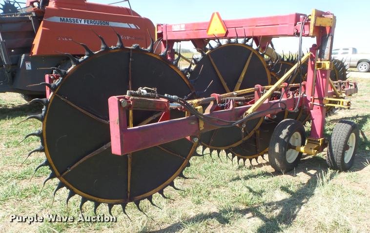 image for item DA4635 Darf 917 hay rake