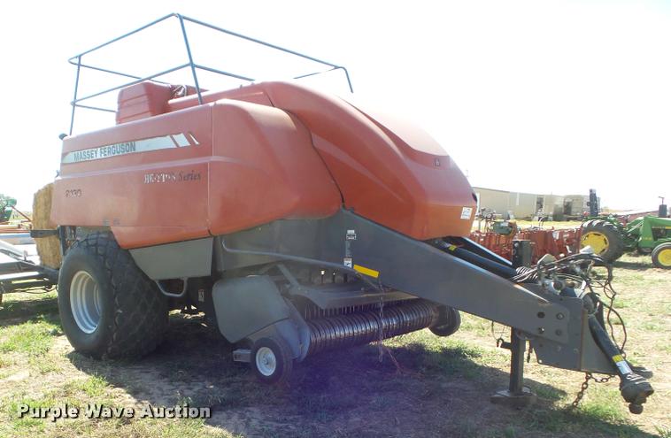 image for item DA4636 2007 Massey-Ferguson 2190 large square baler