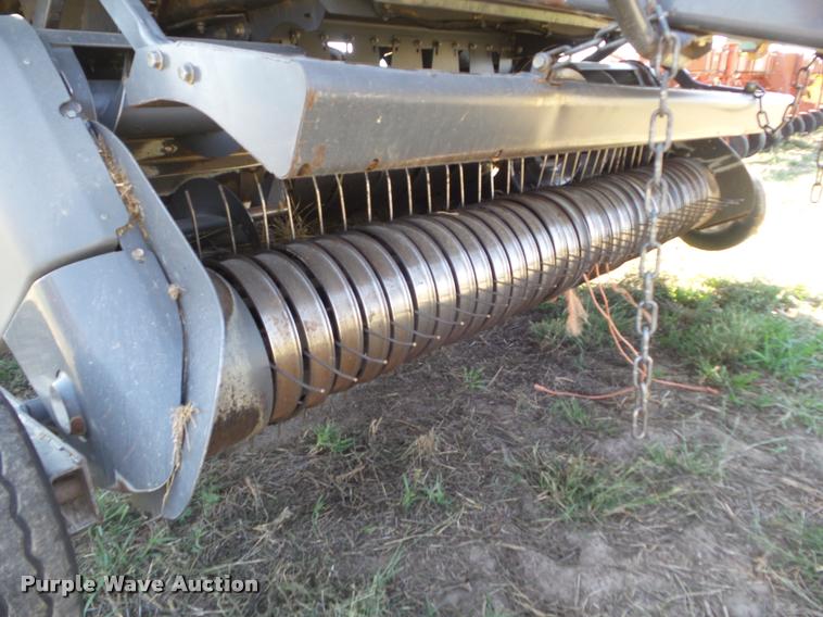 image for item DA4636 2007 Massey-Ferguson 2190 large square baler