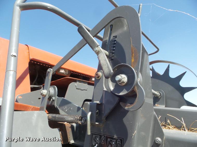 image for item DA4636 2007 Massey-Ferguson 2190 large square baler