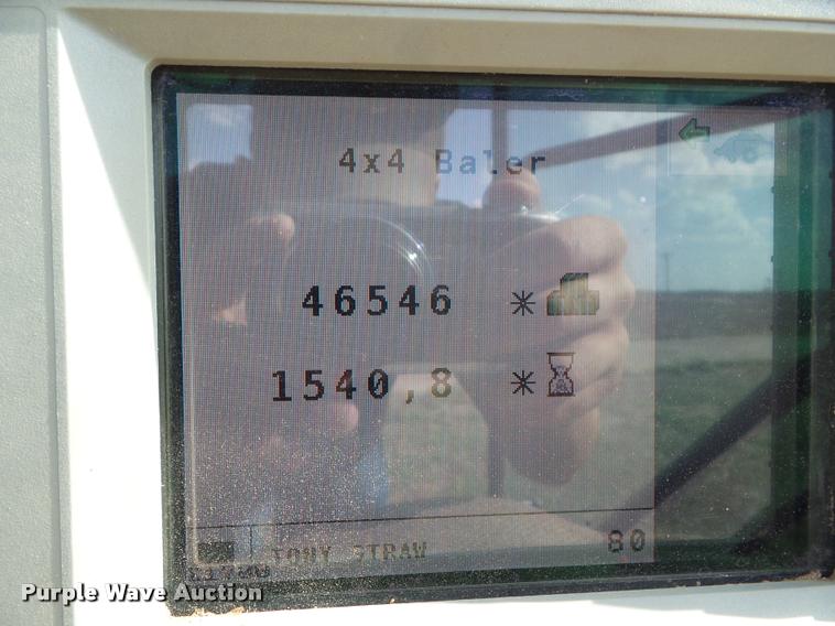 image for item DA4636 2007 Massey-Ferguson 2190 large square baler