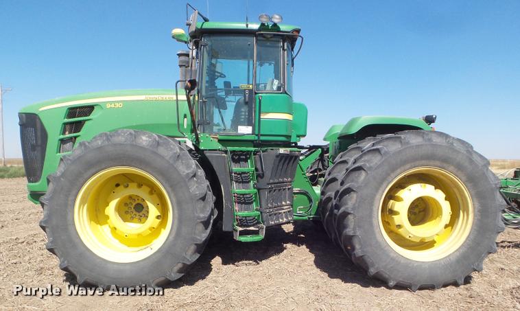 image for item DA4641 2007 John Deere 9430 4WD tractor