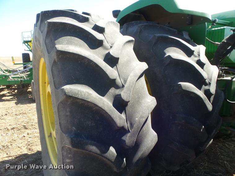 image for item DA4641 2007 John Deere 9430 4WD tractor
