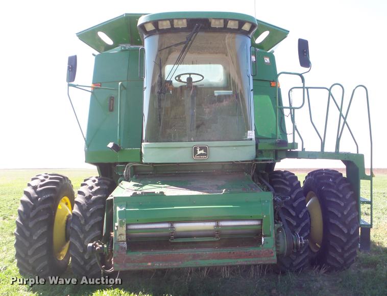 image for item DA4642 1997 John Deere 9600 combine