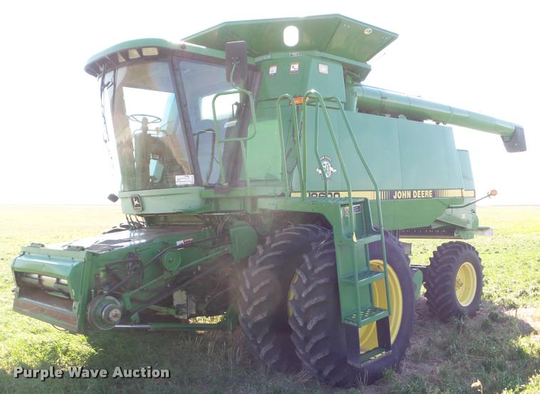 image for item DA4642 1997 John Deere 9600 combine