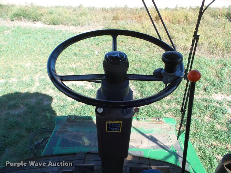 image for item DA4642 1997 John Deere 9600 combine