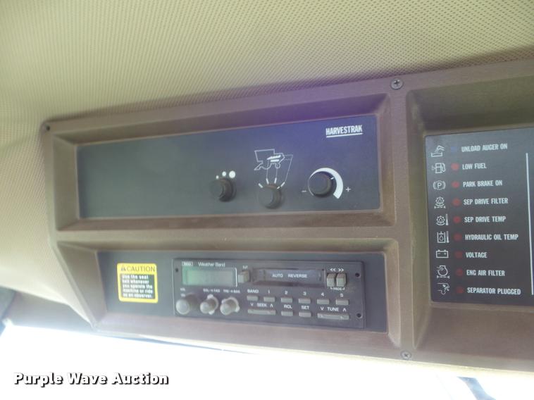 image for item DA4642 1997 John Deere 9600 combine