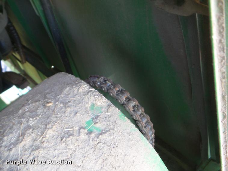 image for item DA4642 1997 John Deere 9600 combine