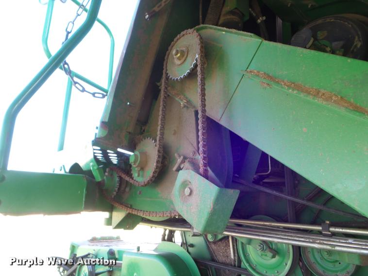 image for item DA4642 1997 John Deere 9600 combine