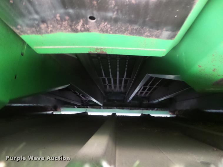 image for item DA4642 1997 John Deere 9600 combine