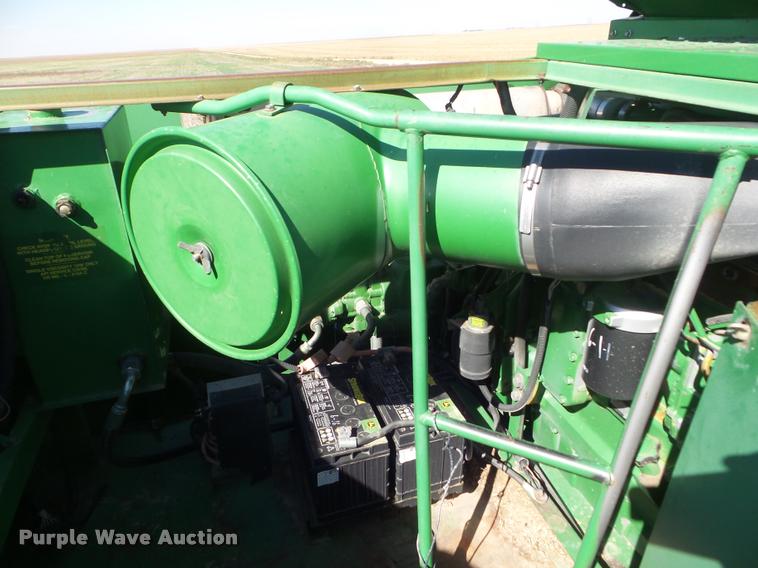 image for item DA4642 1997 John Deere 9600 combine