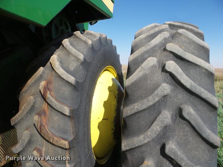 image for item DA4642 1997 John Deere 9600 combine