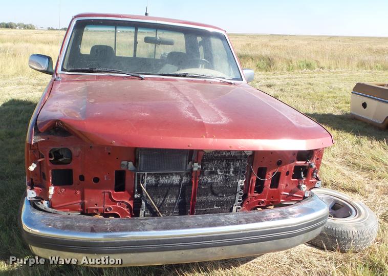 image for item DA4643 1992 Ford F150 XLT SuperCab pickup truck