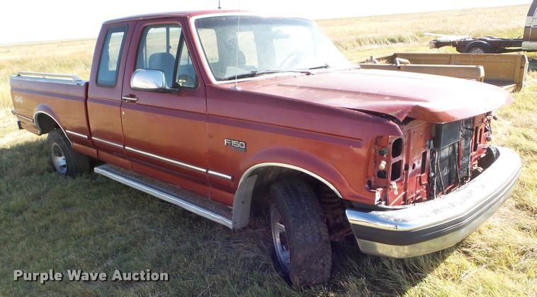 image for item DA4643 1992 Ford F150 XLT SuperCab pickup truck