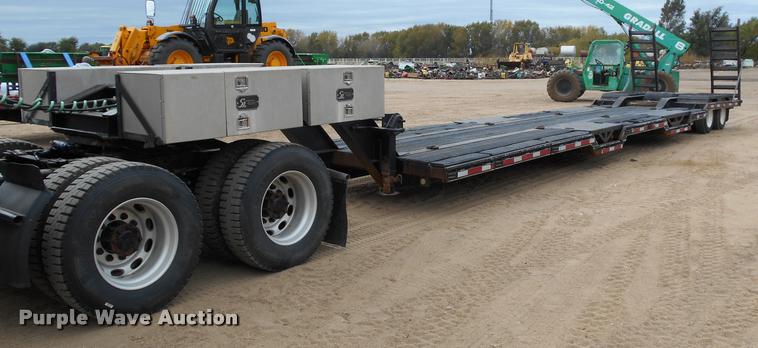 image for item AS9558 2000 Trailtech combine trailer