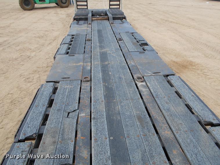 image for item AS9558 2000 Trailtech combine trailer