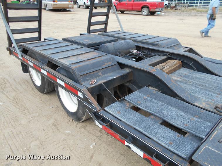 image for item AS9558 2000 Trailtech combine trailer