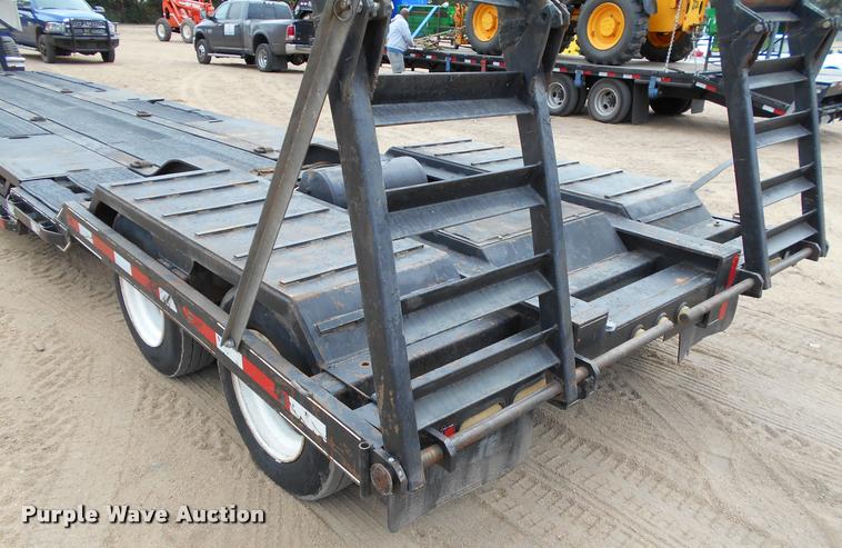 image for item AS9558 2000 Trailtech combine trailer