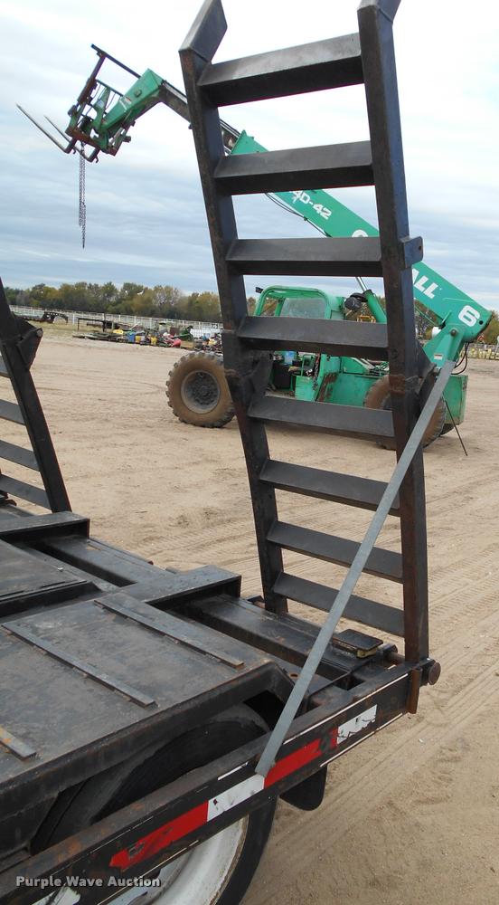 image for item AS9558 2000 Trailtech combine trailer