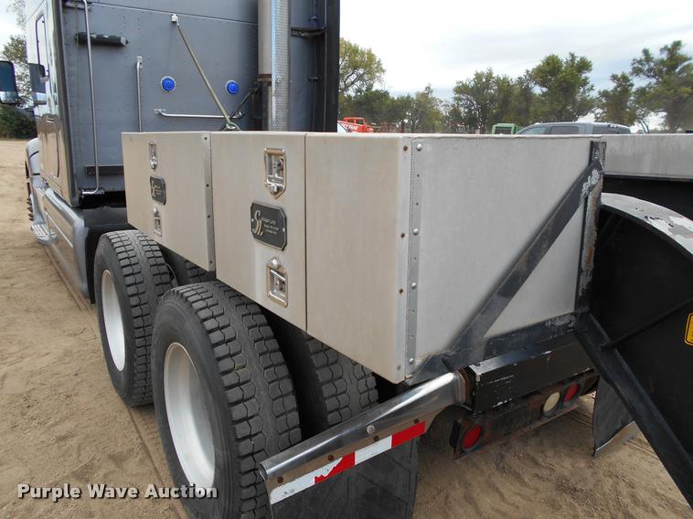 image for item AS9558 2000 Trailtech combine trailer