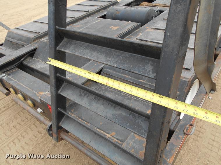 image for item AS9558 2000 Trailtech combine trailer