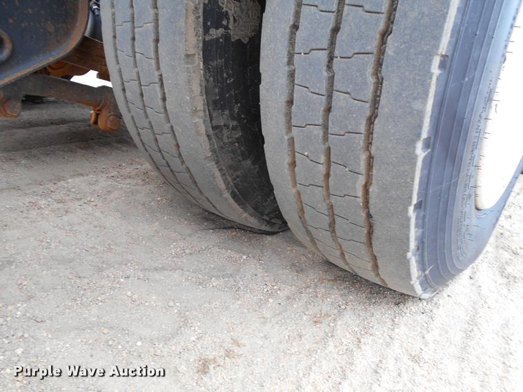 image for item AS9558 2000 Trailtech combine trailer