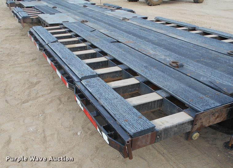 image for item AS9558 2000 Trailtech combine trailer