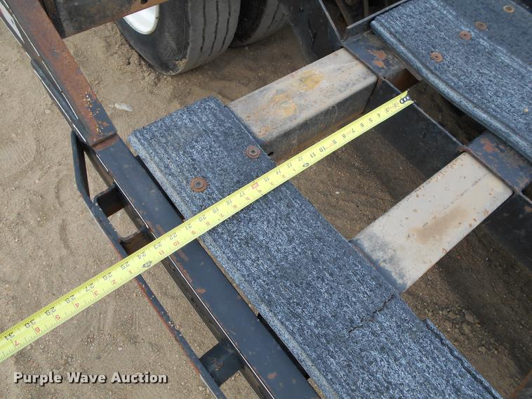 image for item AS9558 2000 Trailtech combine trailer