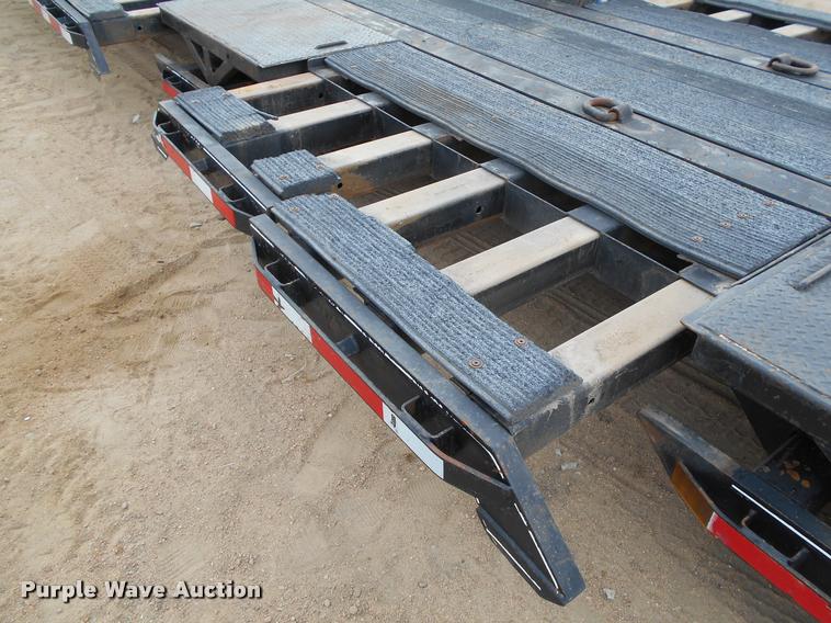 image for item AS9558 2000 Trailtech combine trailer