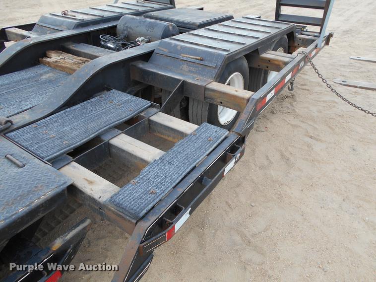 image for item AS9558 2000 Trailtech combine trailer