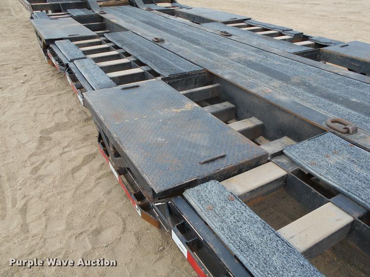 image for item AS9558 2000 Trailtech combine trailer